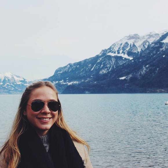 Meet your Posher, Ann - Picture 1 of 1